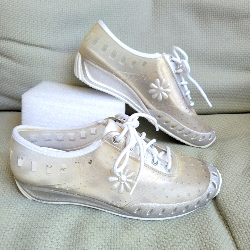 Vintage 90s Y2K Jelly Sneakers Size 8 - Clear White Silver - VTG Jelly Shoes